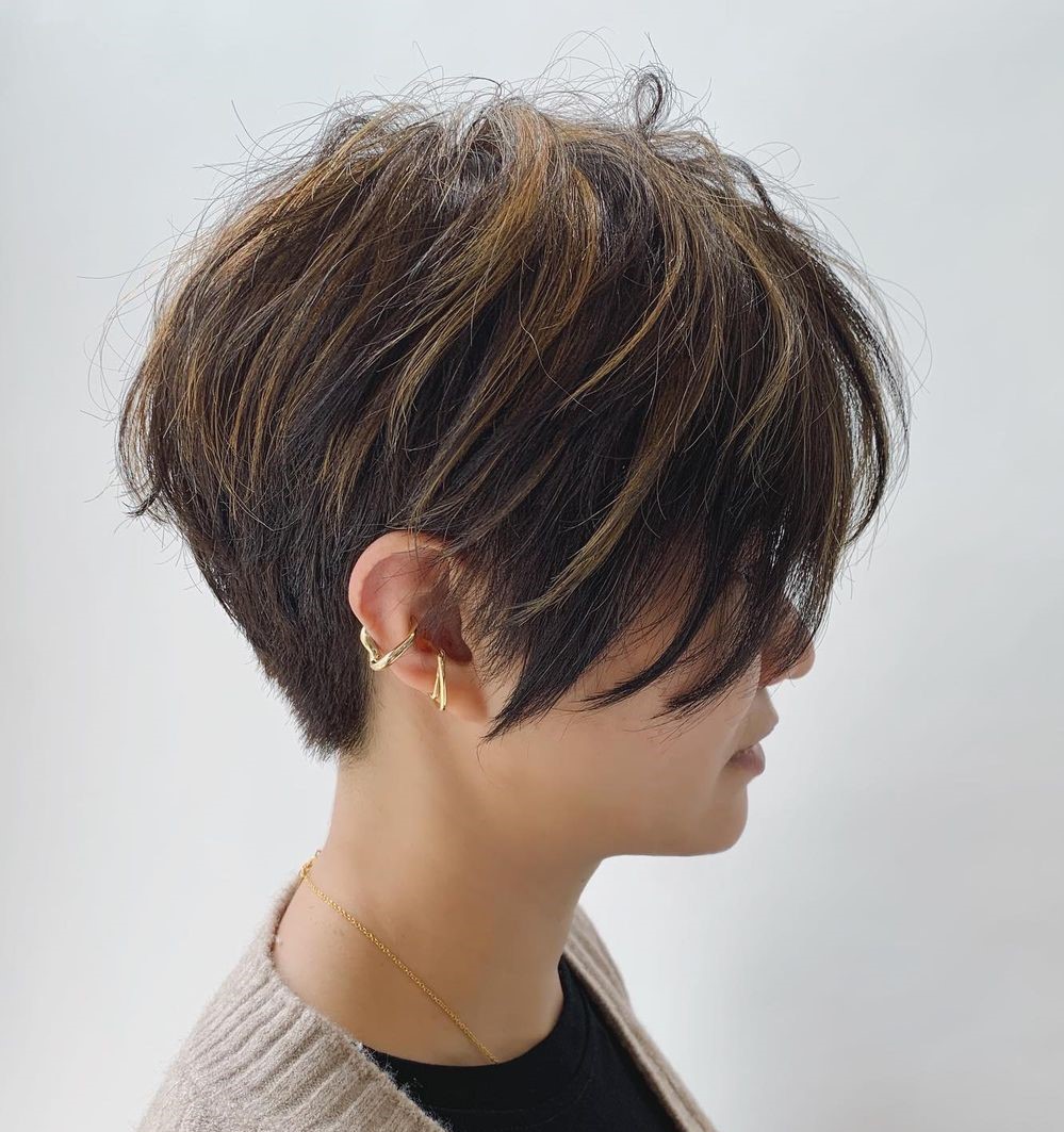 Undercut Pixie with Angled Layers